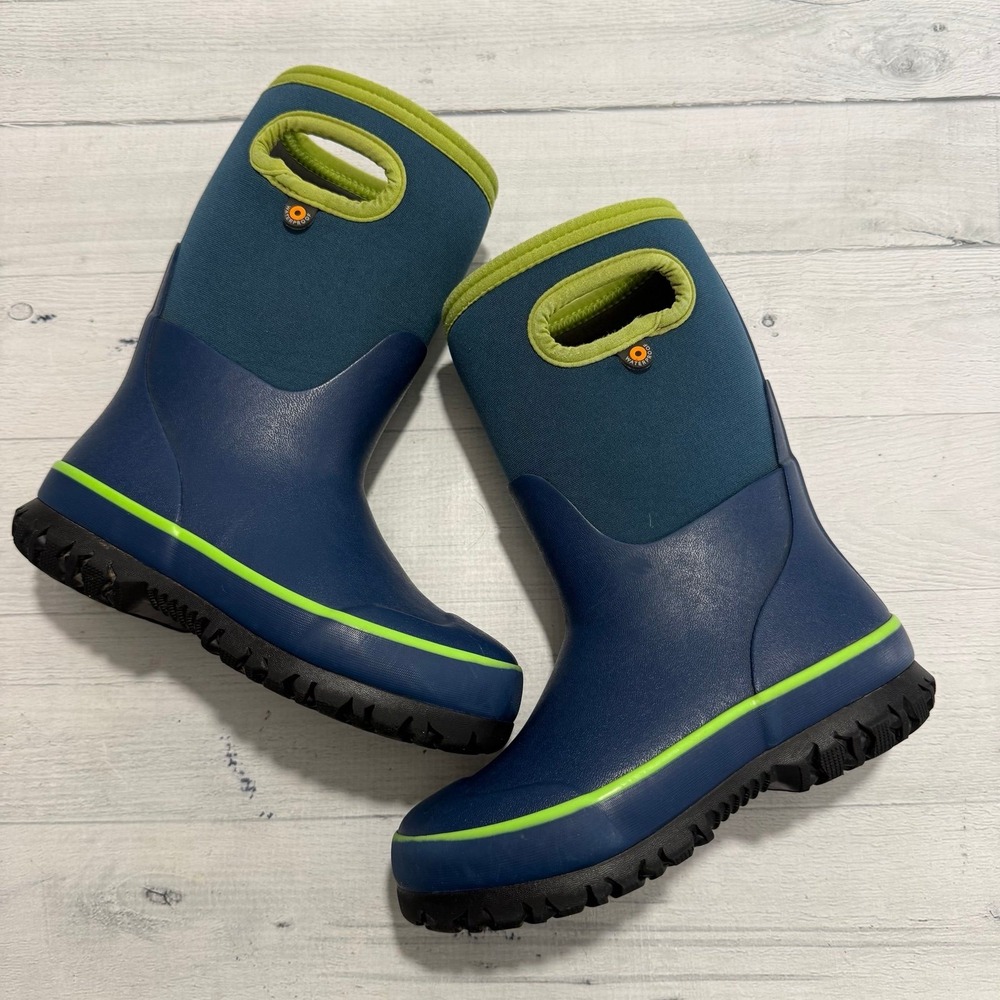 BOGS Classic kids blue snow boots little kids size 12